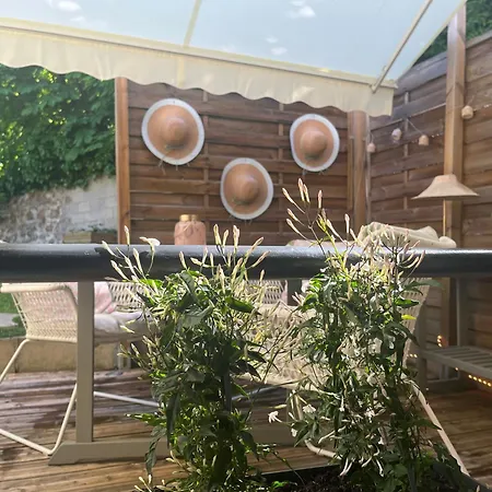 Couette-café Le Jardin Chamberlin, D'hôtes