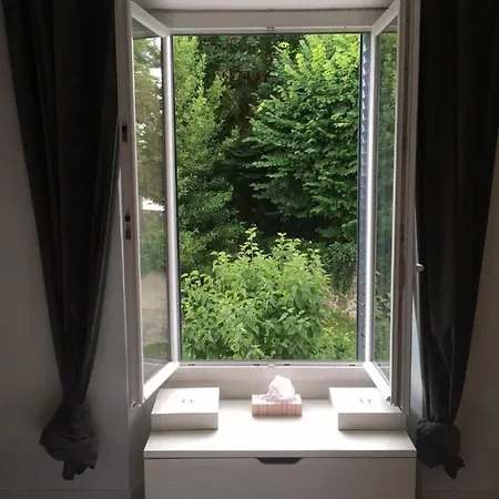 Le Jardin Chamberlin, D'hôtes Couette-café Savigny-sur-Orge