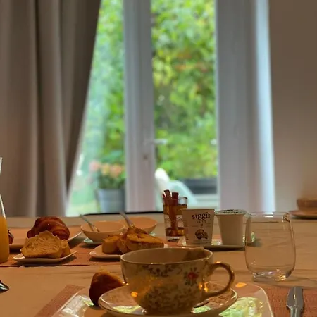 Le Jardin Chamberlin, Oda ve Kahvaltı 3*
