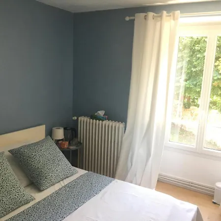 Le Jardin Chamberlin, D'hotes Bed & Breakfast Savigny-sur-Orge